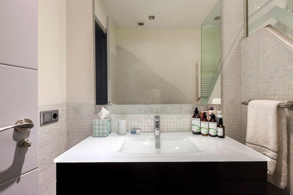 Downtown Madrid - Gran Via - Business Ready Διαμέρισμα Εξωτερικό φωτογραφία